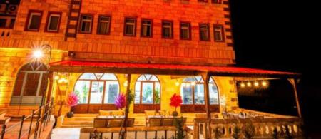 Crazy Horse Hotel