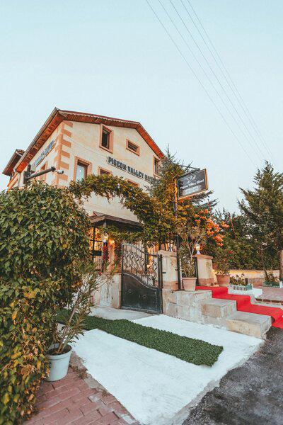 Pigeon Valley Stone House