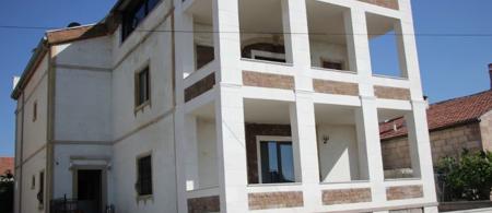 El Nazar Stone Suite
