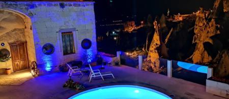 Hermes Cave Hotel