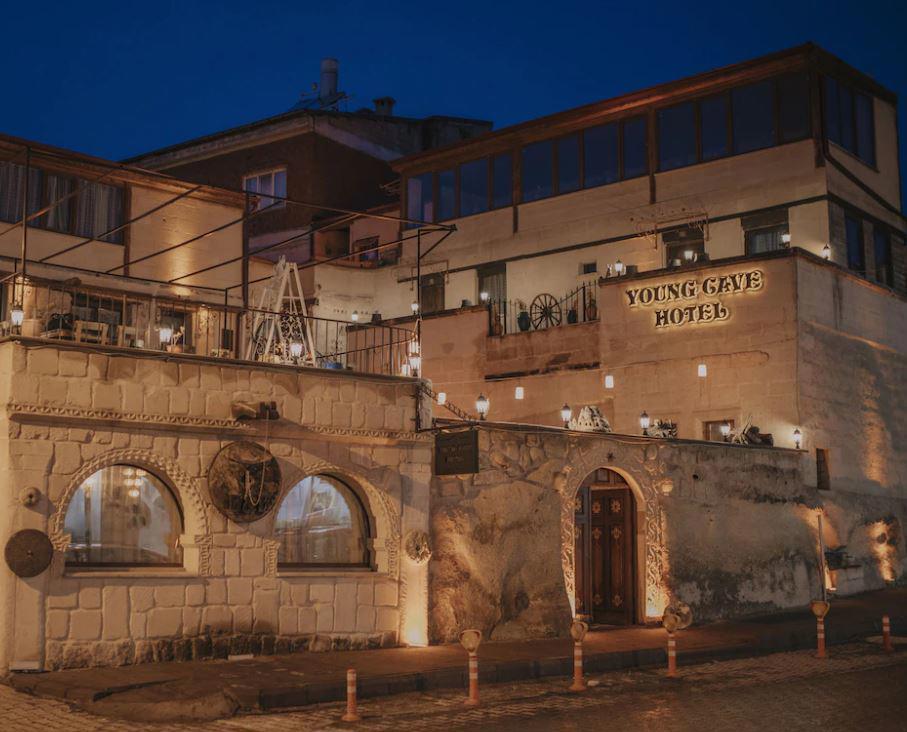 Young Cave Hotel