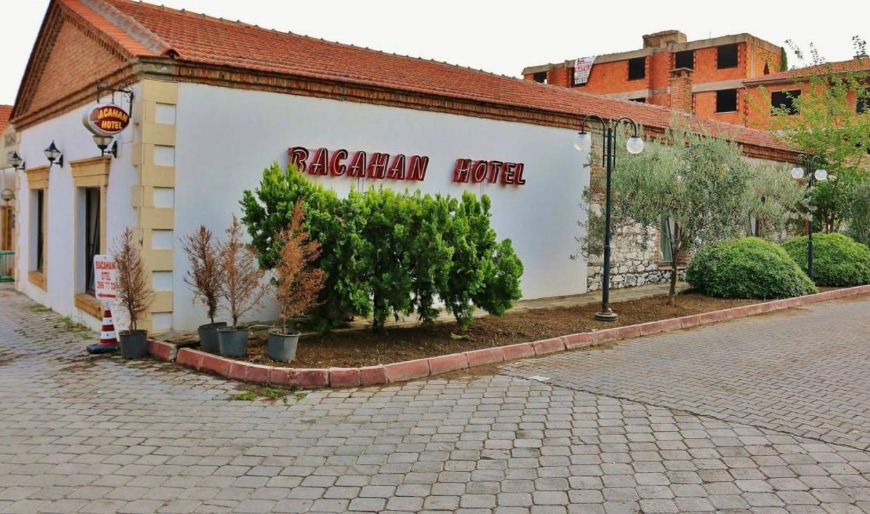 Bacahan Hotel
