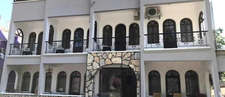Hotel Arsen