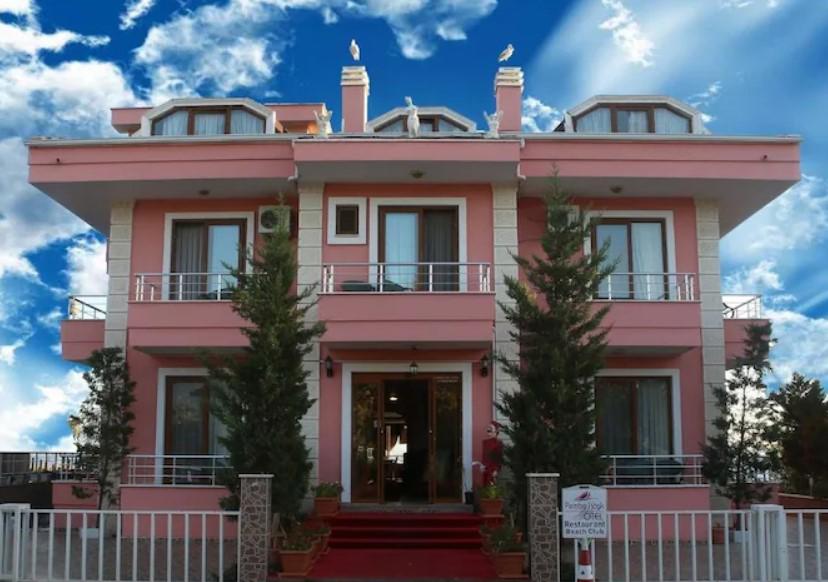 Pembe Kösk Otel