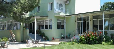 Kyme Hotel