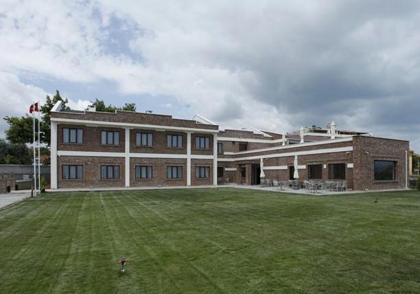 Hotel Milestone 1915