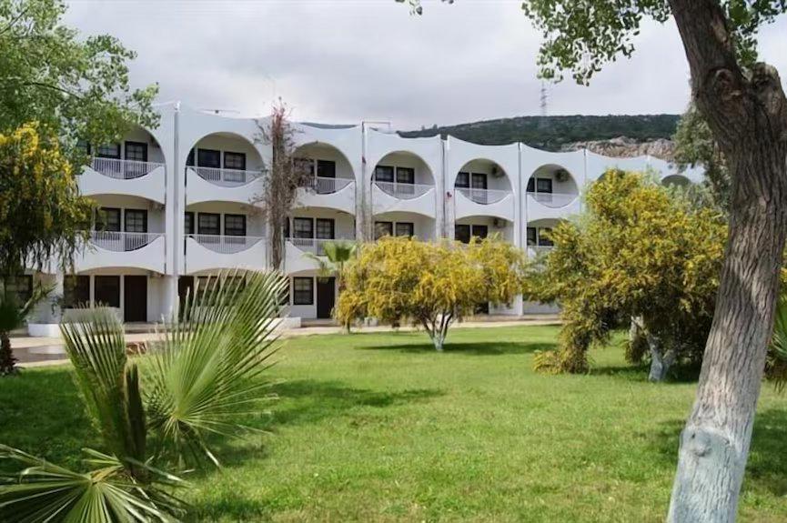 Intermot Bogsak Motel