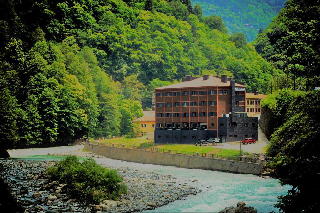 Yamantürk Ögretmenevi