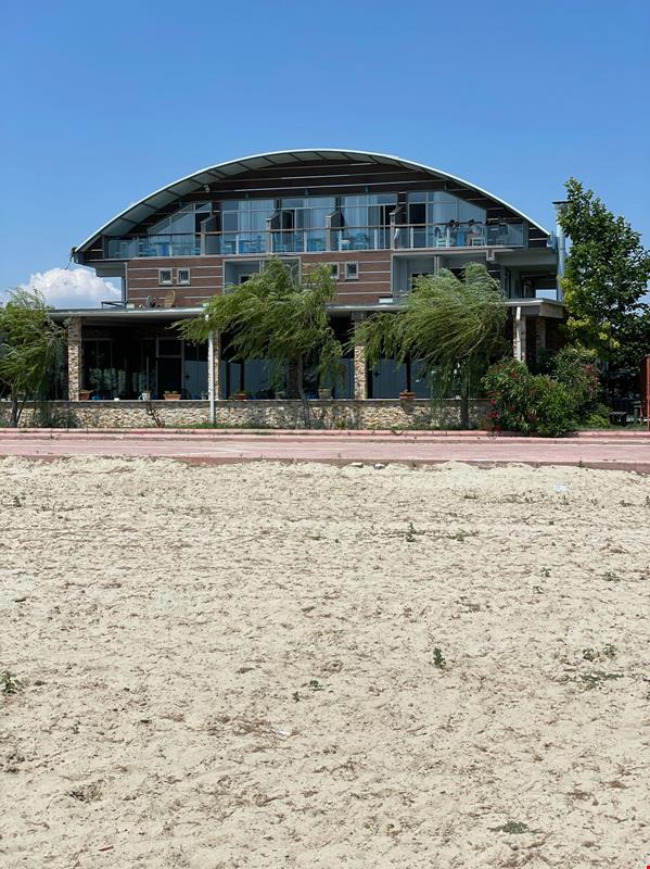 Safir Beach Resort