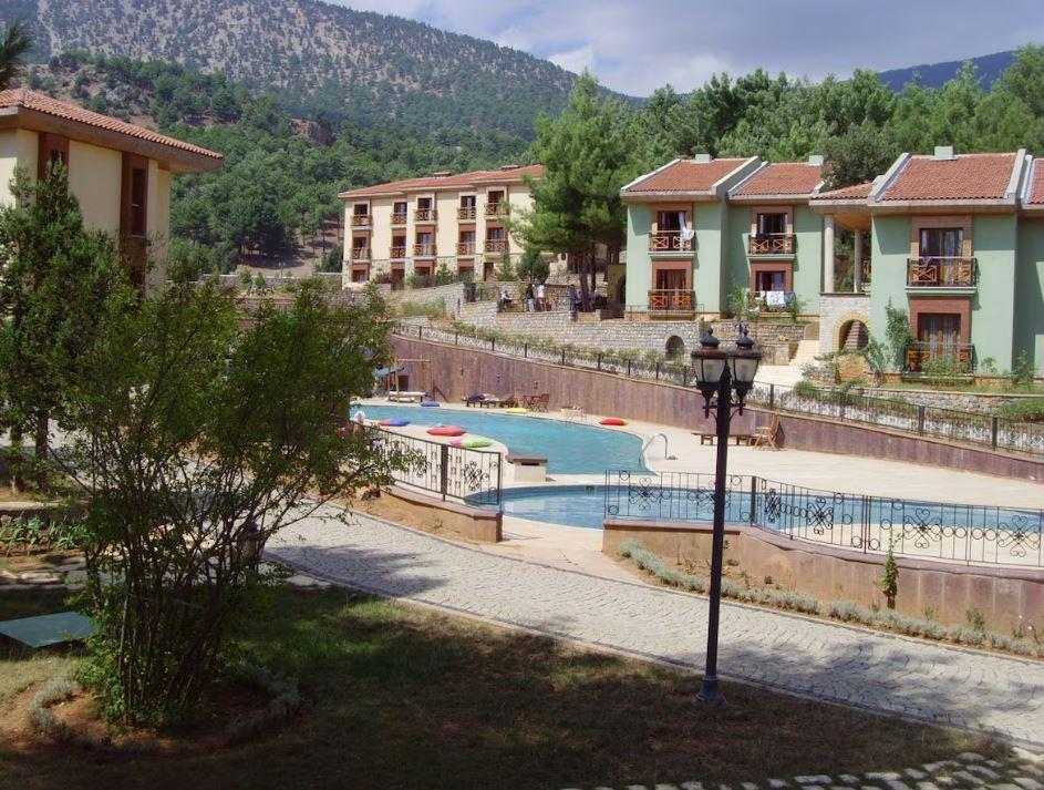 Pendosis Vacation Village