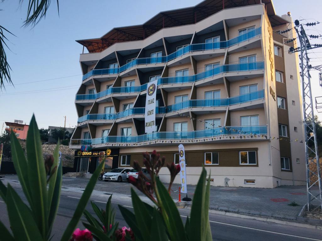 Grand Tas Otel