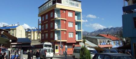 Has Hostel