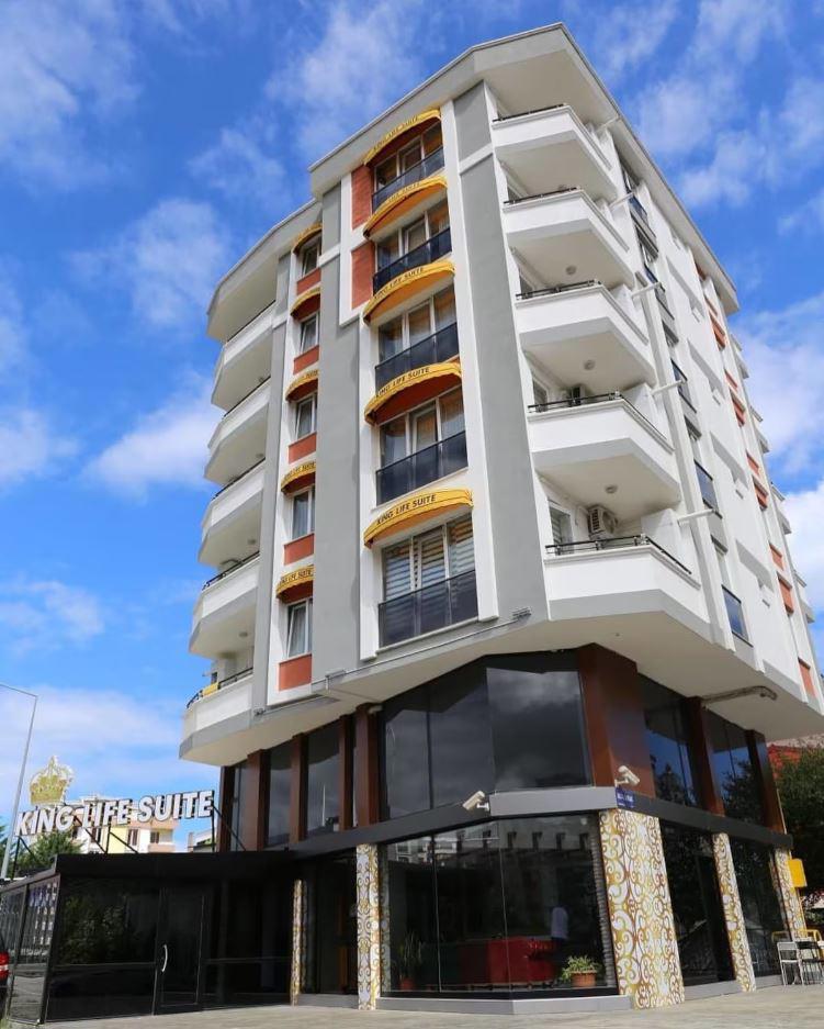 King Life Suite