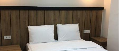 La Pera Suites