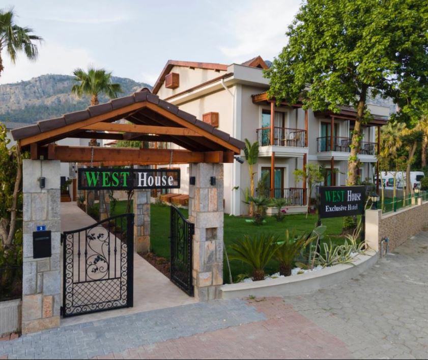 West House Exclusive Hotel