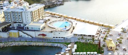 Les Ambassadeurs Hotel & Casino Marina