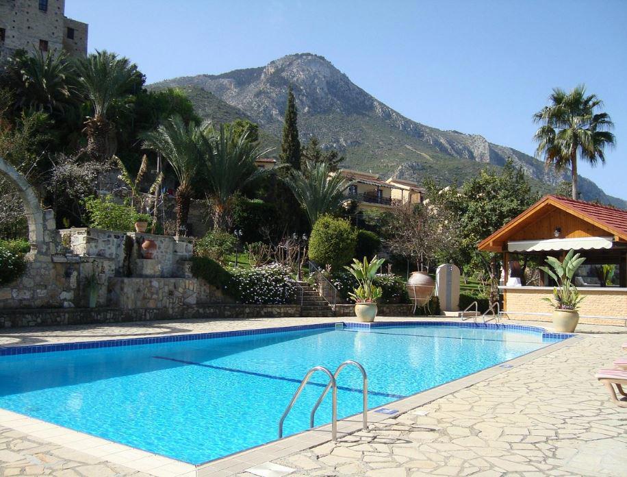 Bellapais Gardens Hotel & Restaurant