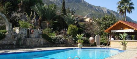 Bellapais Gardens Hotel & Restaurant