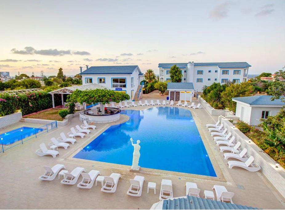 Queen Aphrodite Hotel