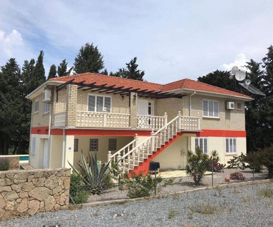 Australin Villa Lapta