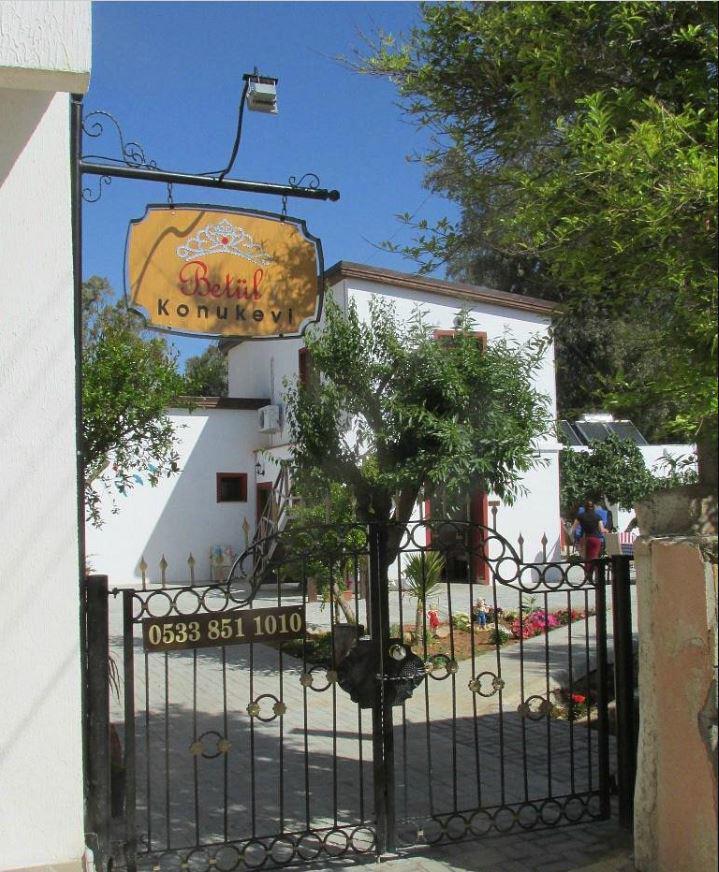 Betül Konuk Evi