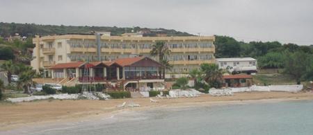 Club Malibu Hotel Beach & Restaurant