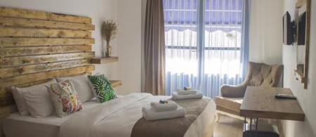Lavinia Hotel
