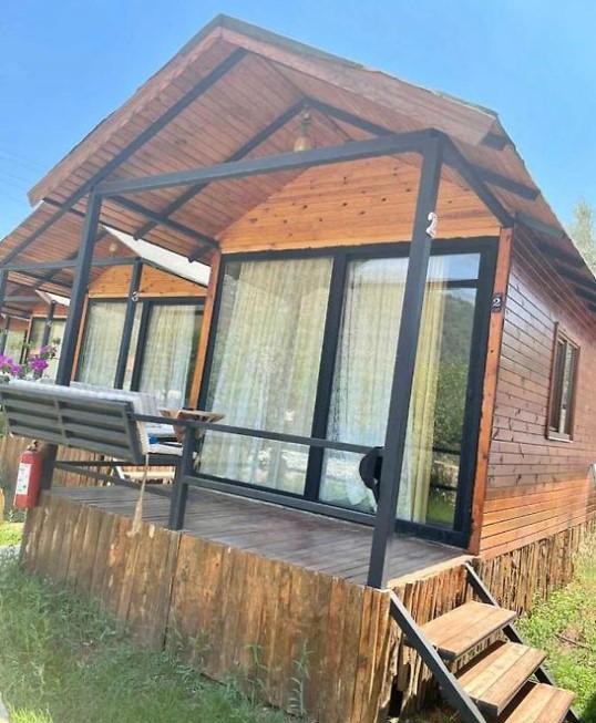 Marimare Beach & Bungalow Hotel