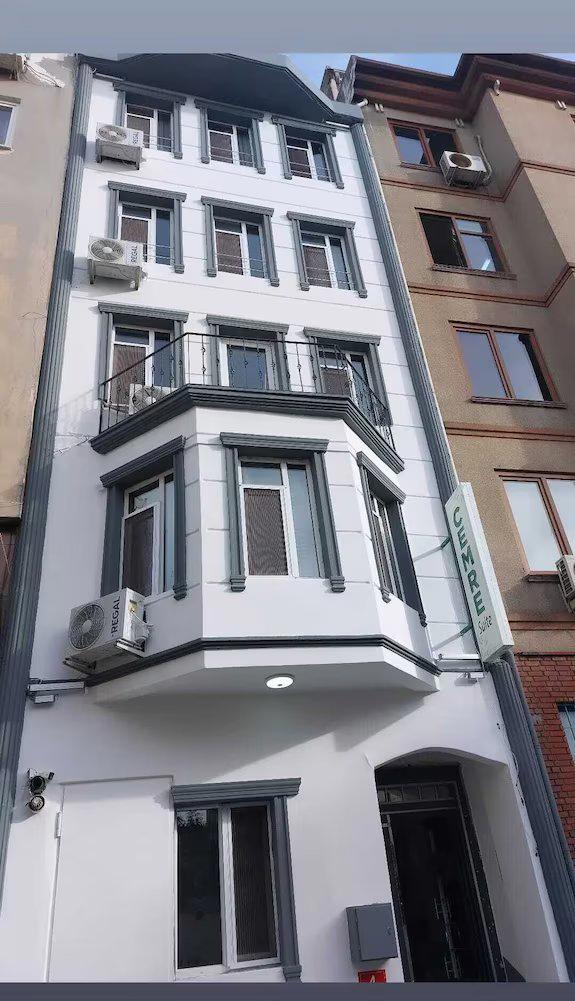 Cemre Suites
