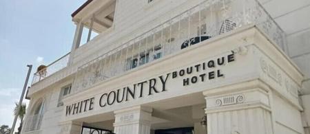 White Country Boutique Hotel