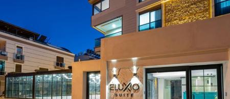 Eluxio Suite Hotel