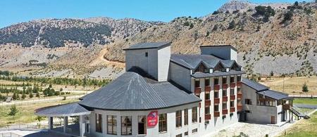West Davraz Hotel
