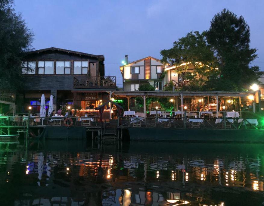 Casa De El Rio Hotel