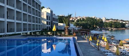 Alinn Hotel & Beach