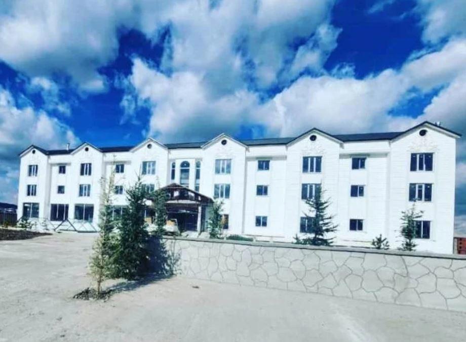 Lion Hill Resort Otel