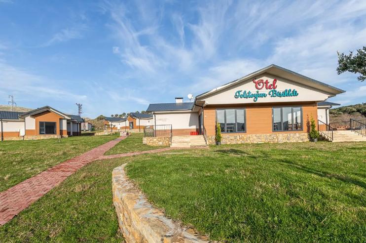 Tolstoy'un Bisikleti Otel