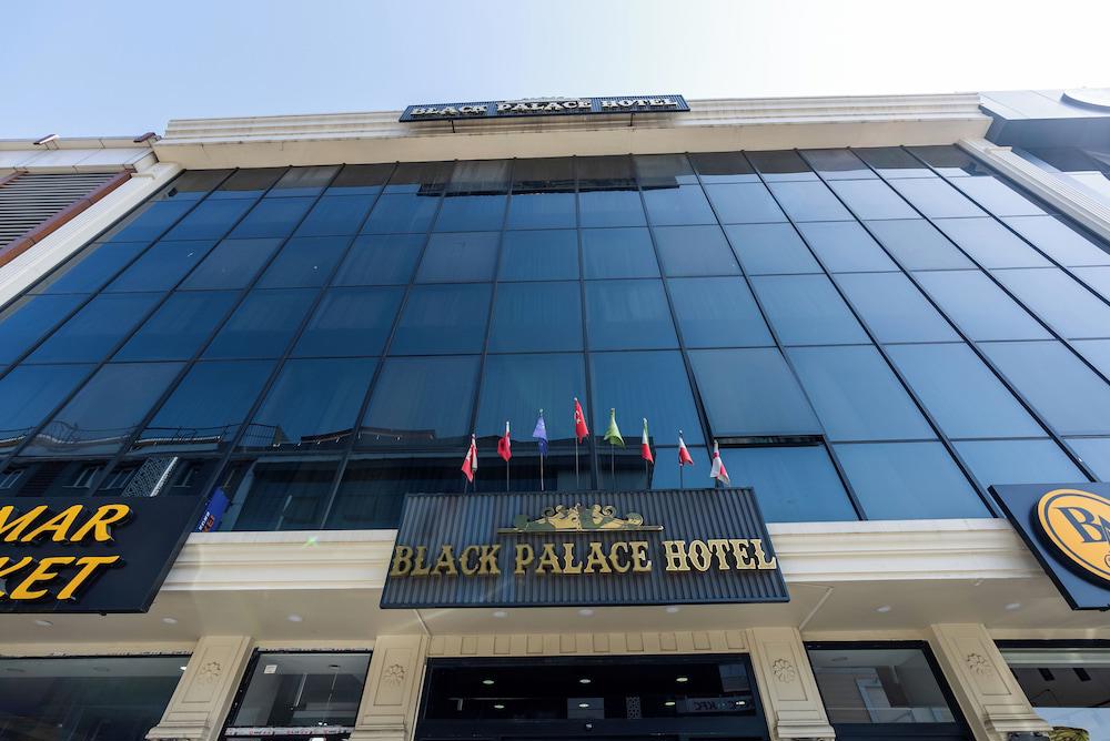 Black Palace Hotel
