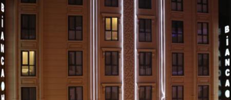 Bianca Deluxe Hotel Van