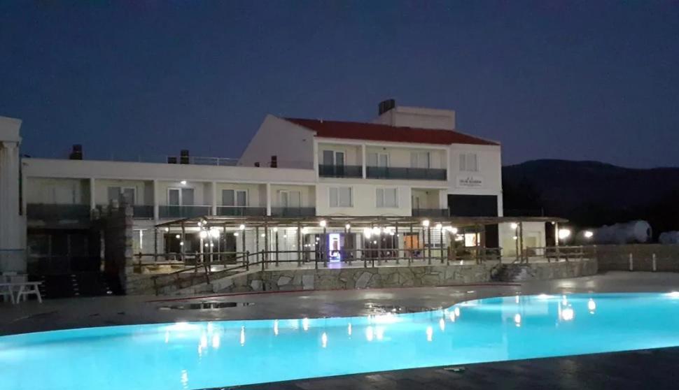 Sivaslı Yalım Garden Park Otel
