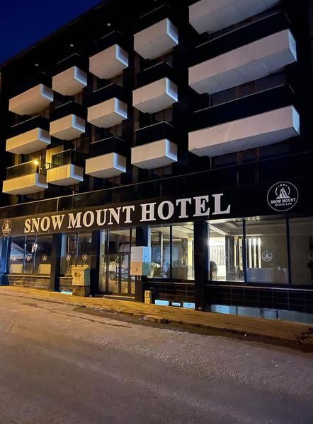 Snow Mount Hotel