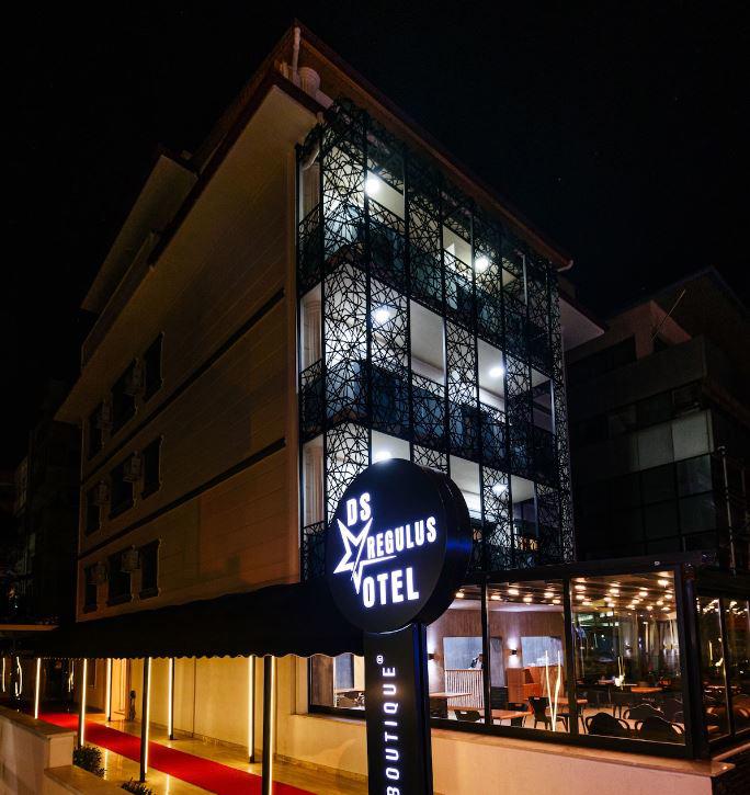 Ds Regulus otel