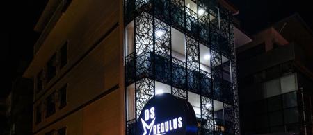 Ds Regulus otel