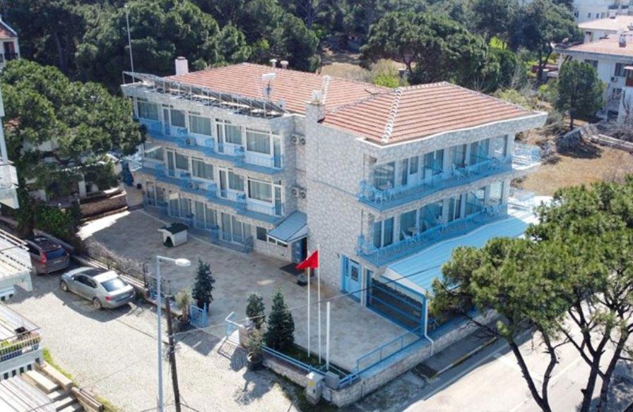 Ayvalık Mavi Çam Otel