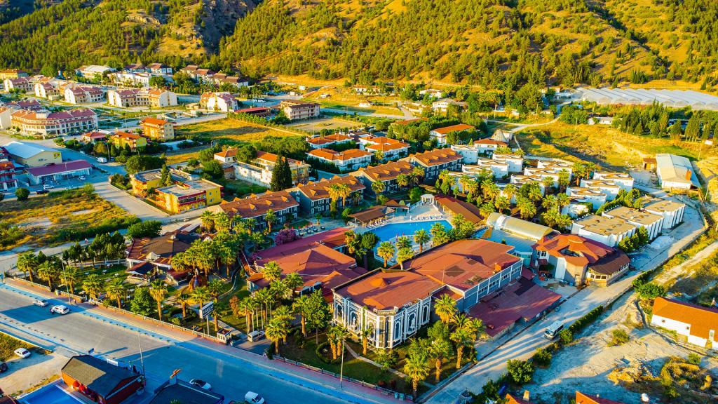 Larina Thermal Karahayıt