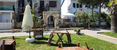 Ionia Liberty Stone Hotel