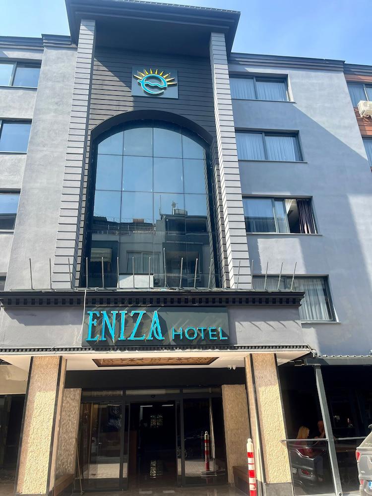 Eniza Hotel
