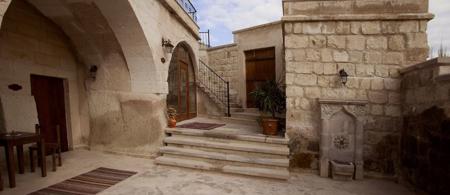 Narcissos Cave Hotel