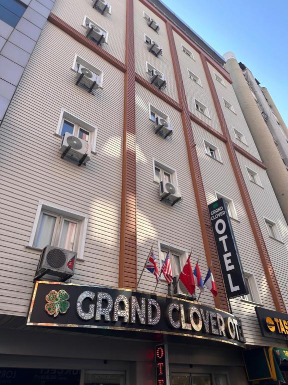 Grand 01 Otel