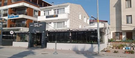 Renos Otel Cafe Sığacık