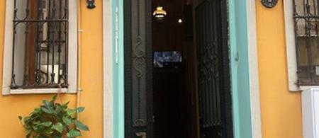 Antique Pearl Hotel
